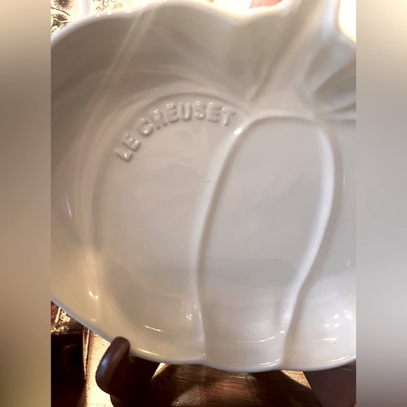 Rare Le Creuset Medium Ceramic Pumpkin Dish Thanksgiving Fall - Picture 6 of 6